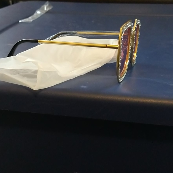 Flashy box sunglasses - Picture 2 of 2